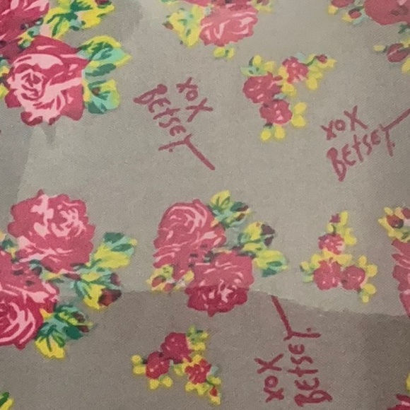 Betsey Johnson Pink and Black Cosmetic Bag with Leopard Print - Picture 4 of 8